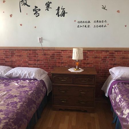 Heritage Place Hotel Gravelbourg ภายนอก รูปภาพ